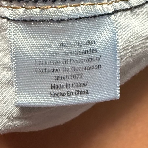 a.n.a Distressed Blue Jean Shorts - Picture 4 of 6